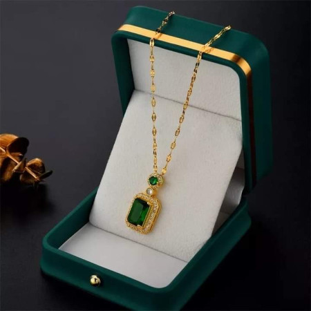 18k Gold Plated Green Pendant Necklace