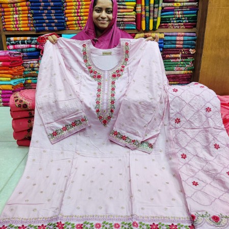 Soft Dilli Boutiques With Heavy Embroidery(DBM02)