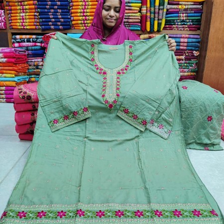 Soft Dilli Boutiques With Heavy Embroidery(DBM03)